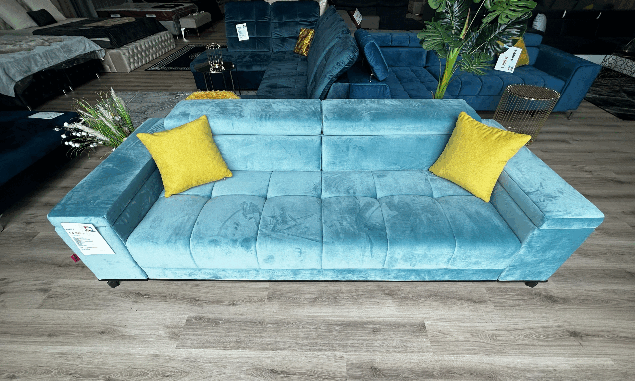 PARTY – Image 2